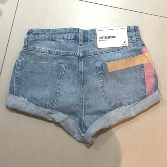 One teaspoon shorts size 22 cute pink and cream striped detail - Picture 13 of 16